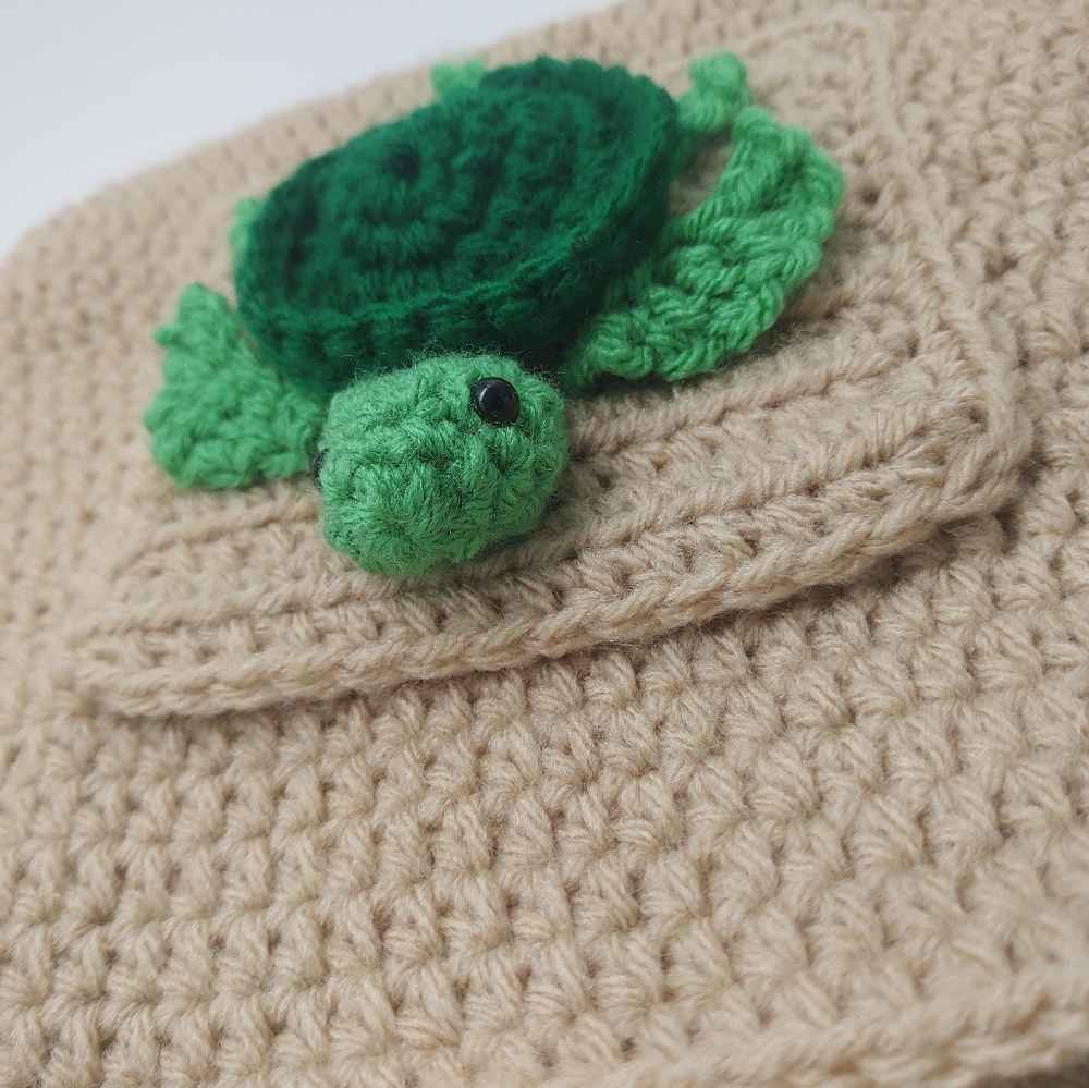 Handmade Turtle Bag - Picture 2 of 5